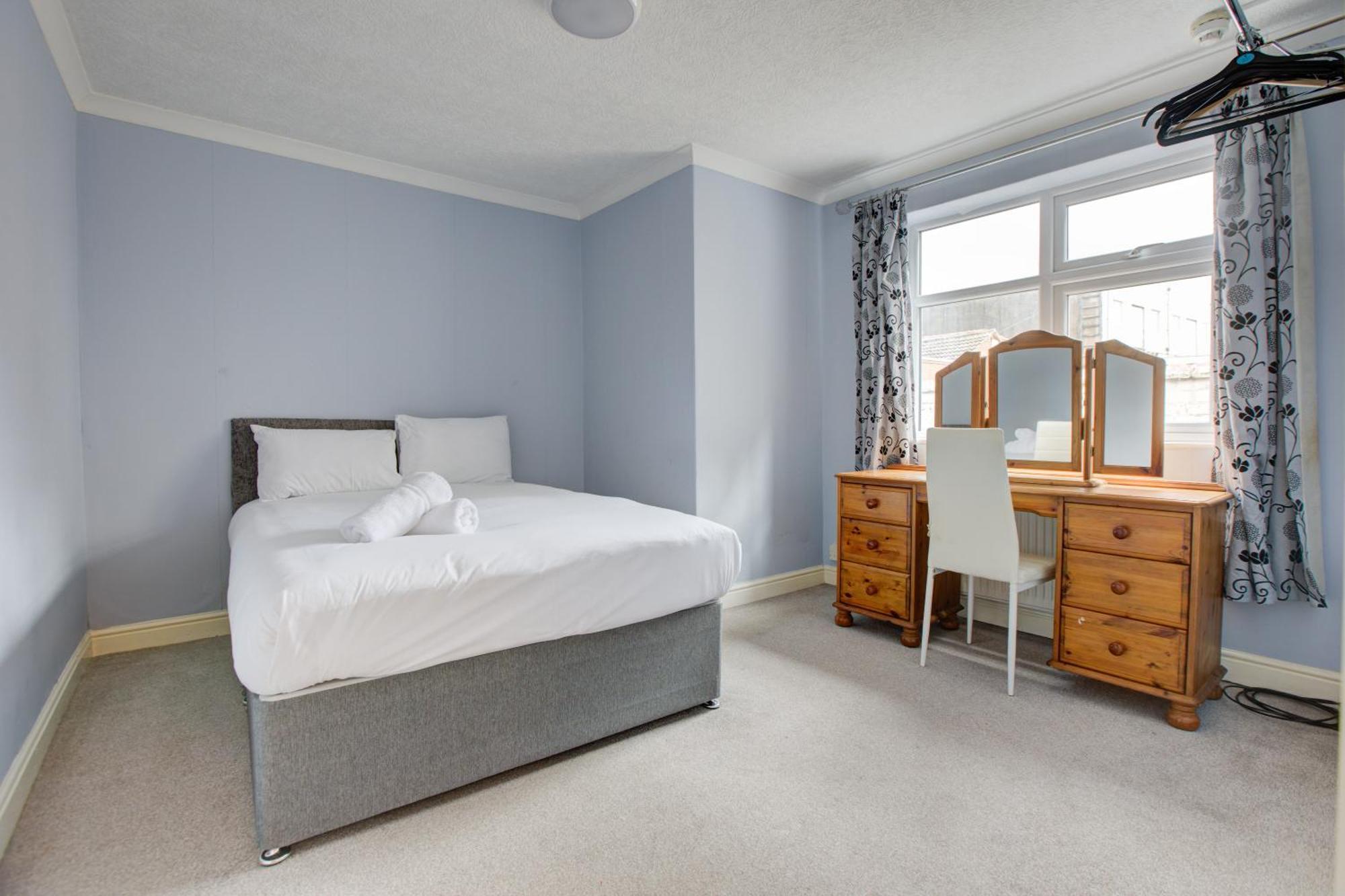 The Sandringham Court Hotel & Apartment Welcoming Large And Small Groups For 15 Years Блэкпул Экстерьер фото