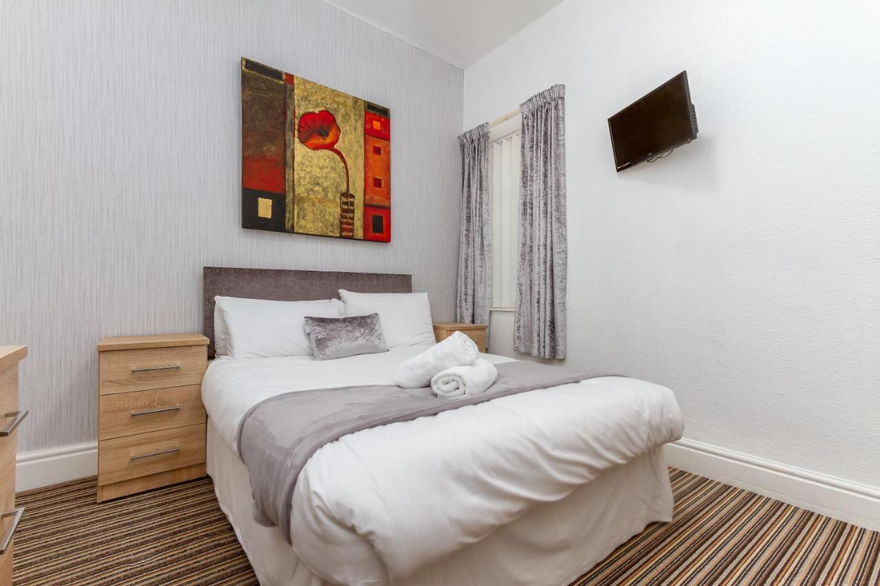 The Sandringham Court Hotel & Apartment Welcoming Large And Small Groups For 15 Years Блэкпул Экстерьер фото